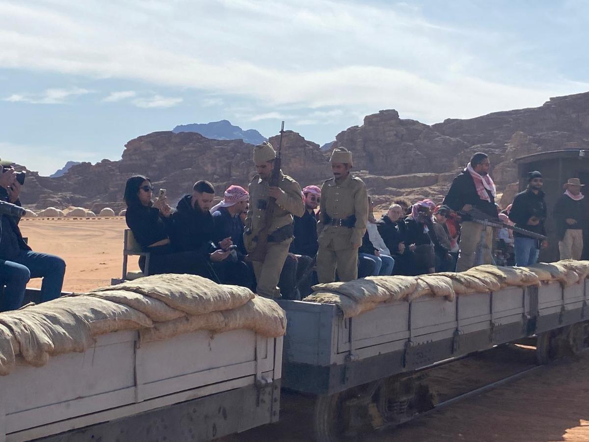 Desert Island Camp Wadi Rum Eksteriør bilde