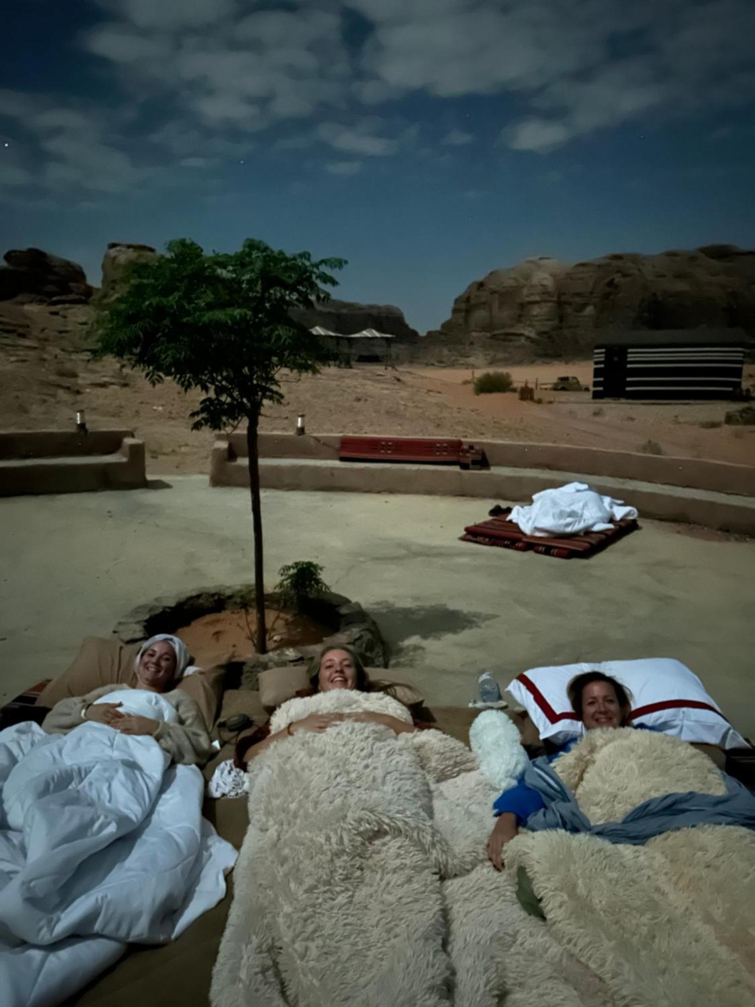 Desert Island Camp Wadi Rum Eksteriør bilde